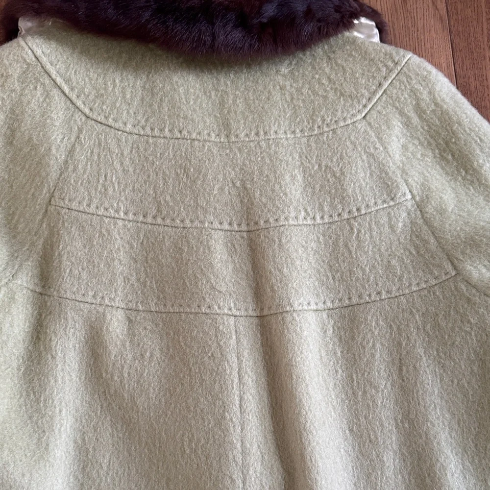 VINTAGE Tailor Made Wool Coat with Fur Collar😊 - Picture 12 of 16